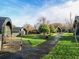 Glamping Tri Pod 6 - Gower