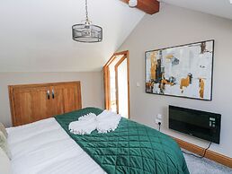 Rose Apartment - Gower