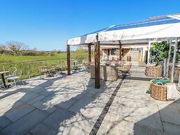Rose Apartment - Gower