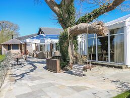 Rose Apartment - Gower