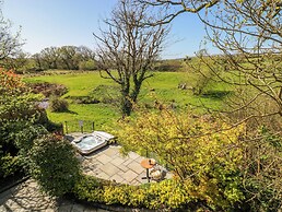 Rose Apartment - Gower