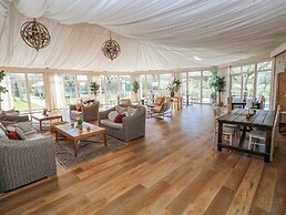 Rose Apartment - Gower