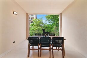 Corasol Modern Apt with Terrace