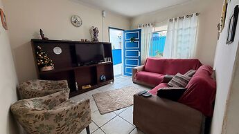 Casa Pet Friendly c 3 Quartos e Garagem no Jardim