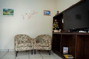 Casa Pet Friendly c 3 Quartos e Garagem no Jardim