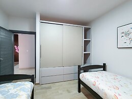 San Carlos Apartment
