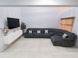 San Carlos Apartment