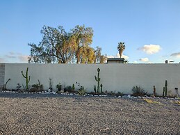 San Carlos Apartment