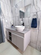 San Carlos Apartment