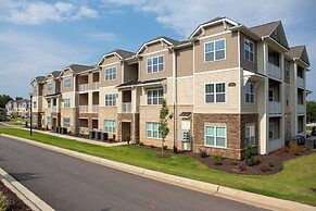 Landing Apartments Greer - Sugar Creek