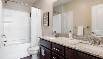 Landing Apartments Greer - Sugar Creek