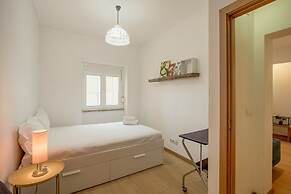 Anjos City Center Apartment by Homing