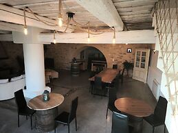 Mas de Castille Guest House