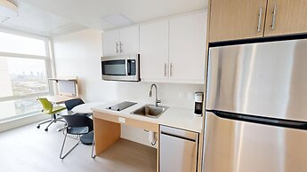 Oak House Residence