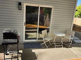 Quiet hideaway - Private entrance