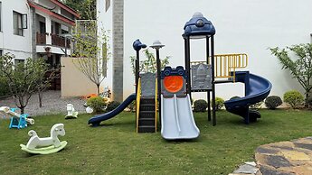 ANALO Resort Hotel
