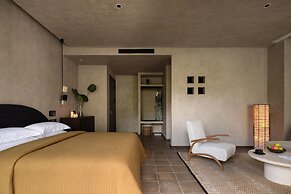 ANALO Resort Hotel