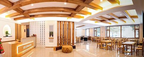 Xuegu Xuefu Lai Inn