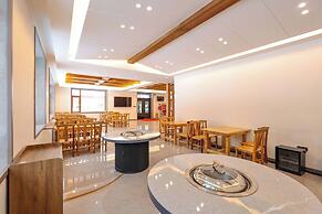 Xuegu Xuefu Lai Inn