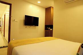 Hotel Hinduja Empire