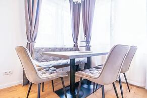 Comfy 1BR 1LR Apt Donaustadt Zones