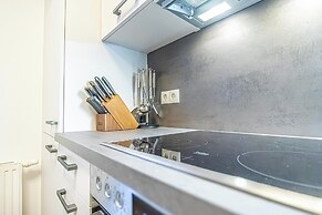 Comfy 1BR 1LR Apt Donaustadt Zones