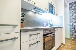 Comfy 1BR 1LR Apt Donaustadt Zones