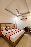 Hotel Divines Residency