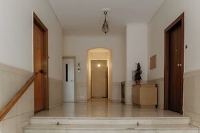Classy & Modern Apt in Pagrati - Athens