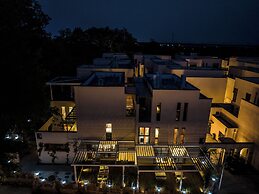 Mengxi Bieyuan Forest Resort Hotel