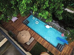 Mengxi Bieyuan Forest Resort Hotel