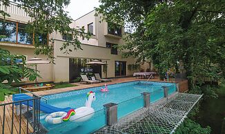 Mengxi Bieyuan Forest Resort Hotel