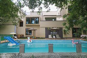 Mengxi Bieyuan Forest Resort Hotel