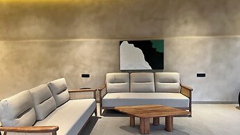 Finding Life House By Jumbo Holidayz