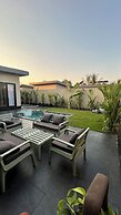 Finding Life House By Jumbo Holidayz