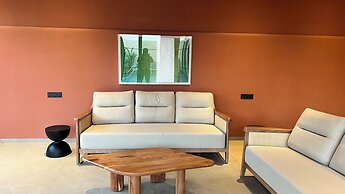Finding Life House By Jumbo Holidayz