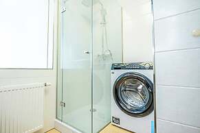 Comfy 2BR 1LR Apartment Donaustadt