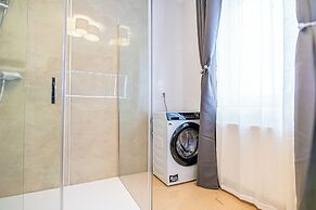 Amazing 2BR 1LR Apt Near Donaustadt