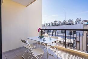Glade - 1 BR Apt. & Balcony in Larnaca