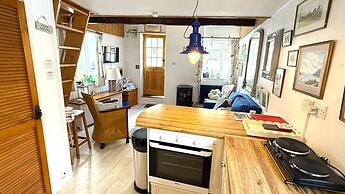 The Cabin in Salcombe