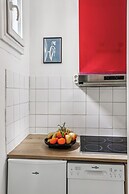 Bright 1BR Steps from Canal Saint-Martin