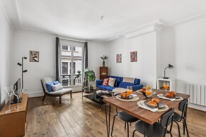 Bright 1BR Steps from Canal Saint-Martin