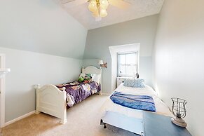 Dock, Pier & Chesapeake Bay Access! Family Getaway