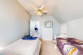 Dock, Pier & Chesapeake Bay Access! Family Getaway