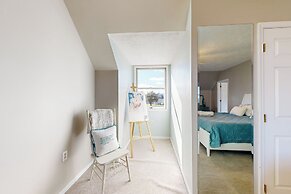 Dock, Pier & Chesapeake Bay Access! Family Getaway