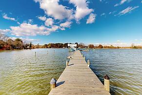 Dock, Pier & Chesapeake Bay Access! Family Getaway