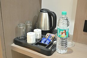 Hotel City Center Executive Magarpatta