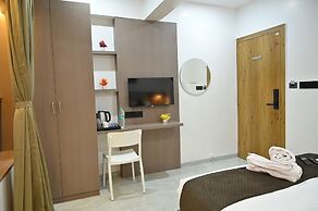 Hotel City Center Executive Magarpatta