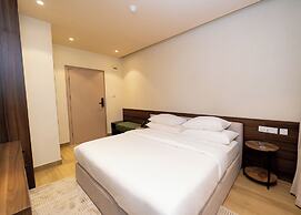 7EVEN Suites
