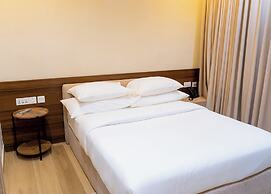 7EVEN Suites